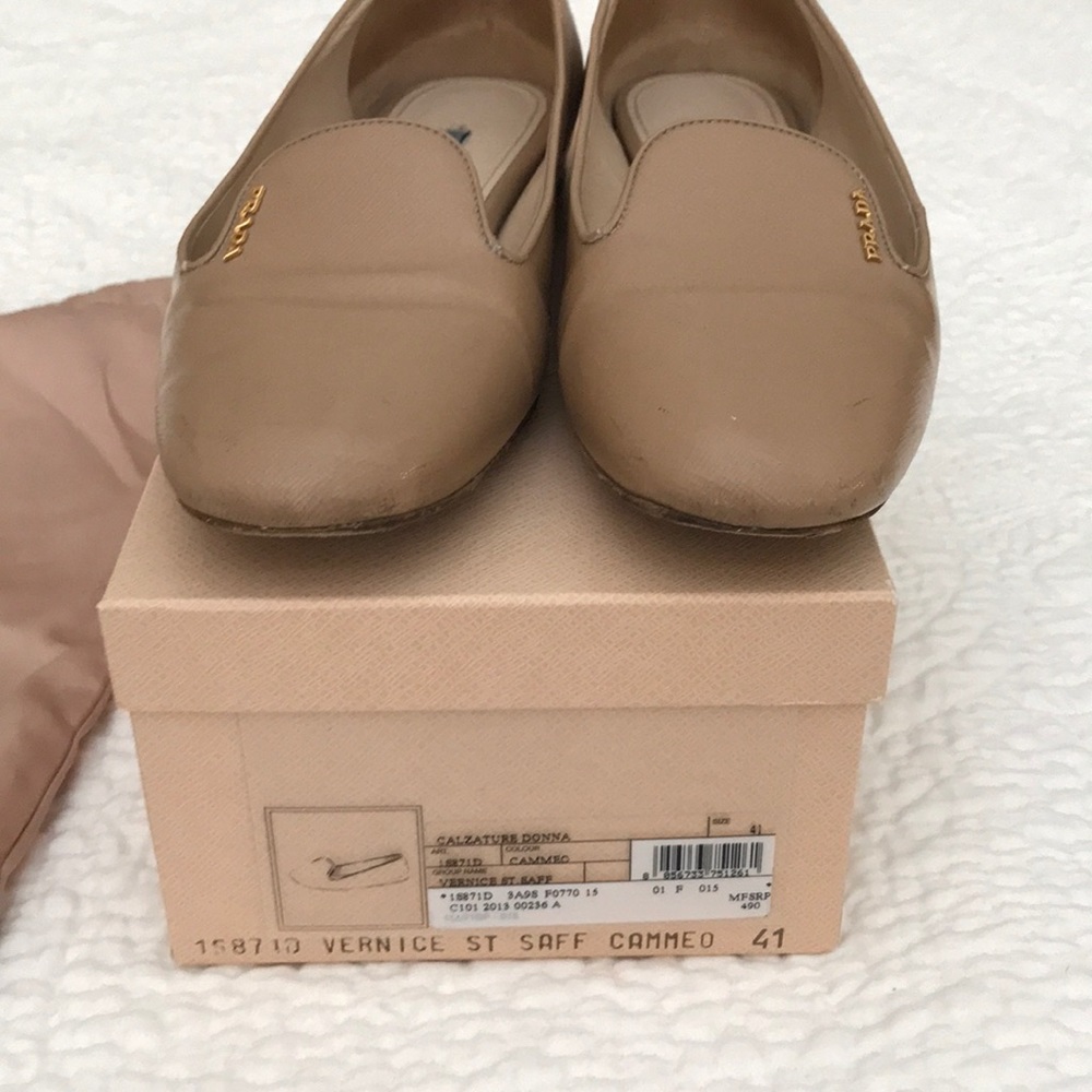 Prada flat - Picture 3 of 11